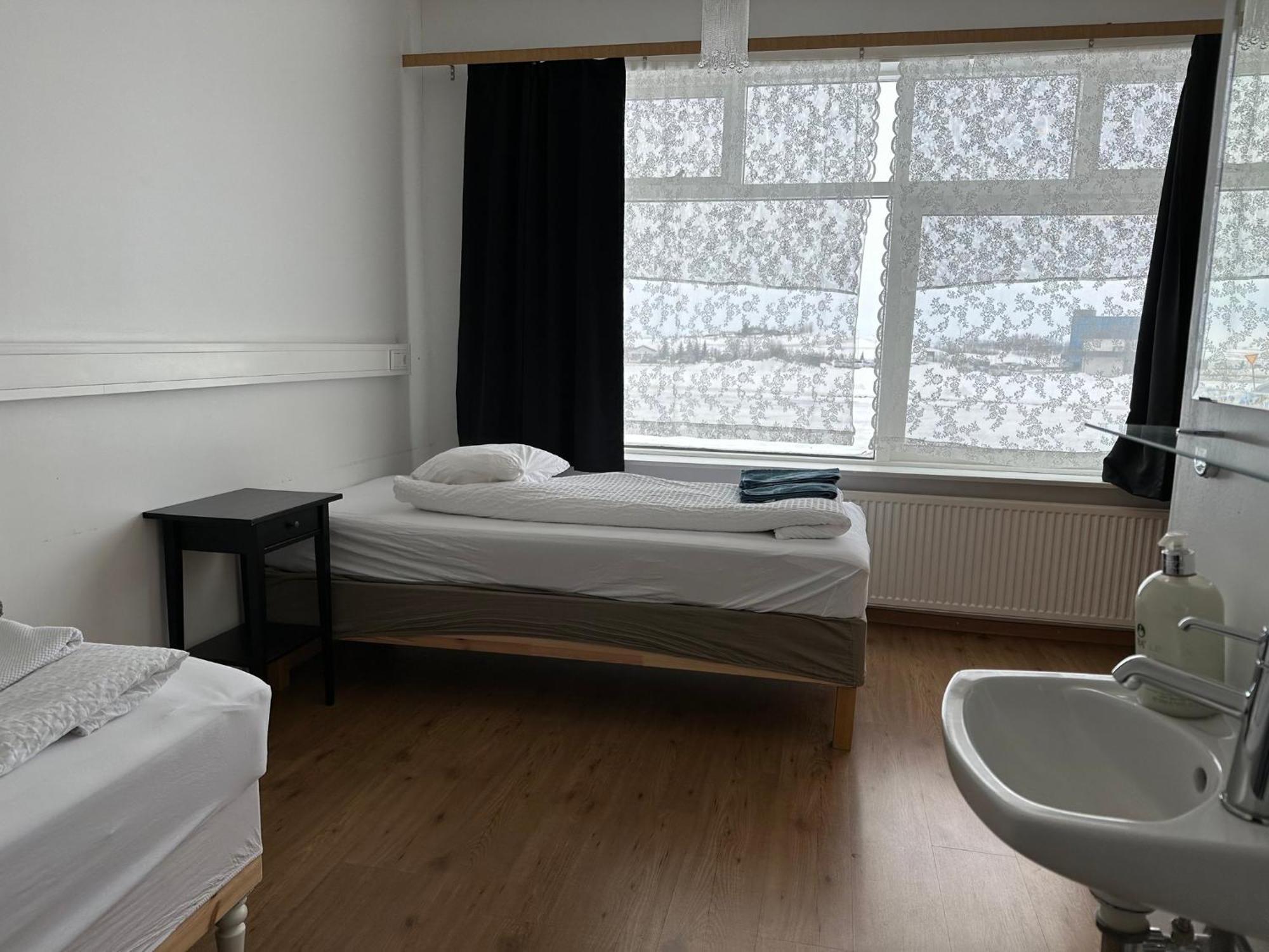 Kanslarinn Hostel Hella Zewnętrze zdjęcie