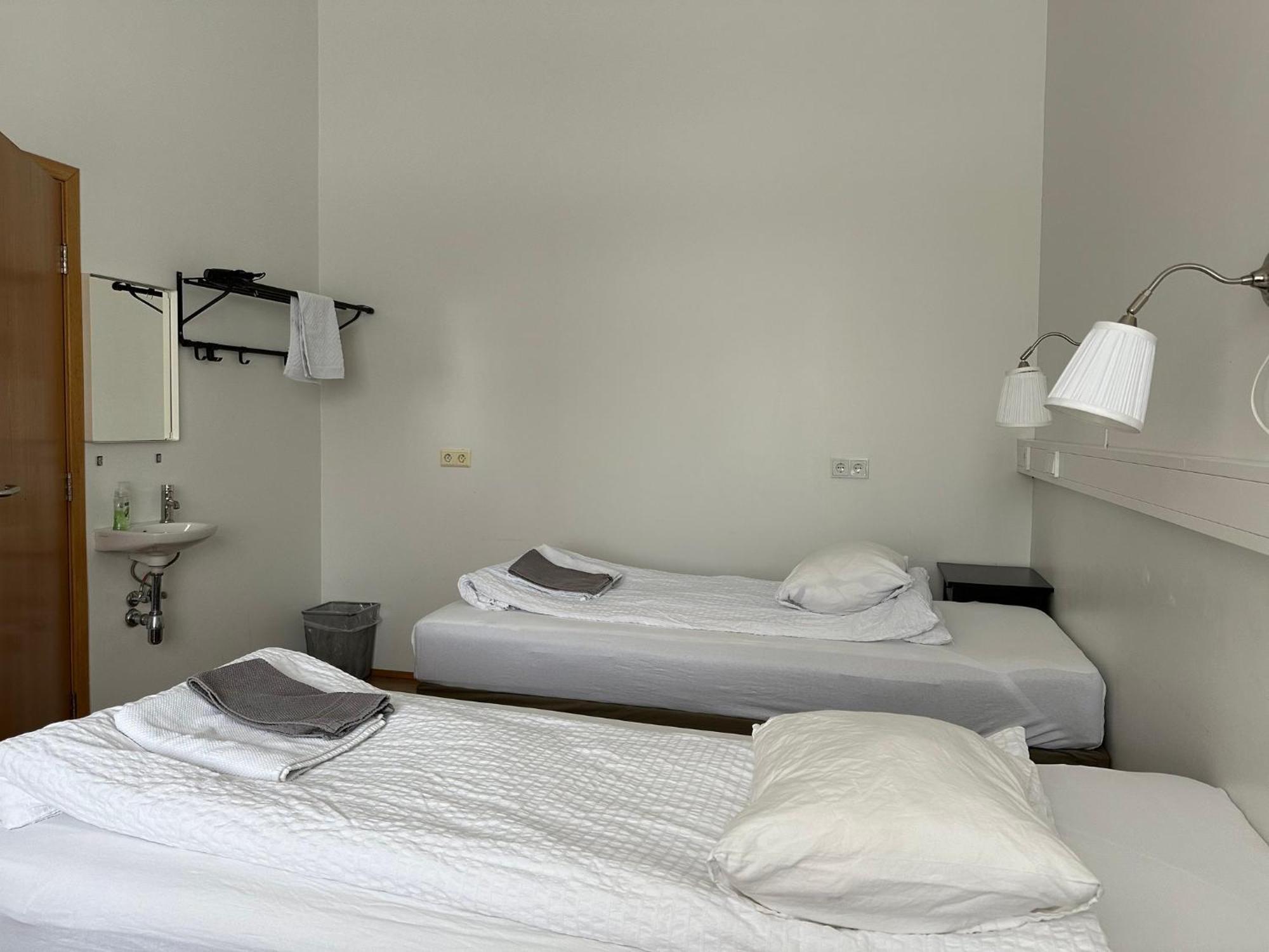 Kanslarinn Hostel Hella Zewnętrze zdjęcie