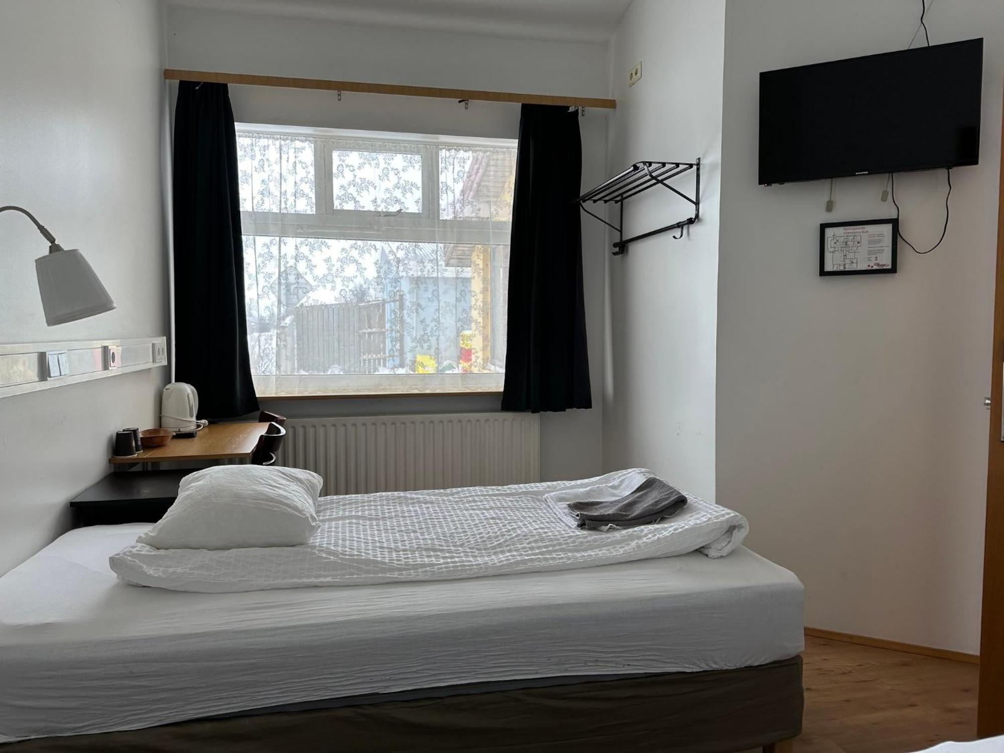 Kanslarinn Hostel Hella Zewnętrze zdjęcie